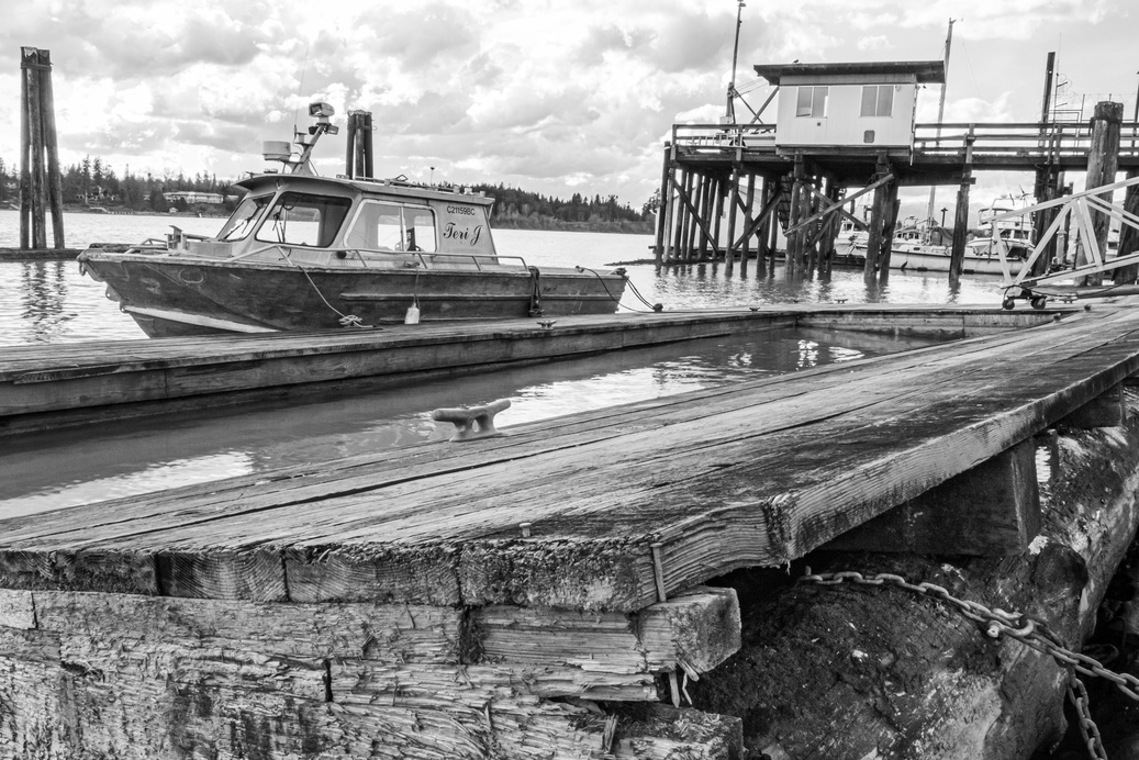 Black and white photograph by Ron Morley