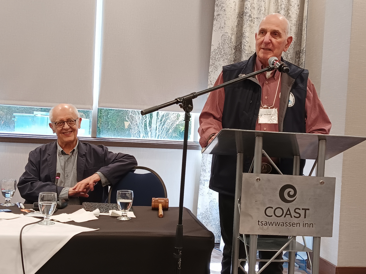 Ken Pendergast announcing the newly elected President