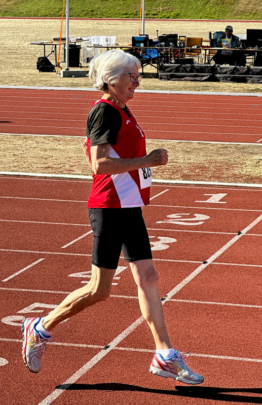 Leanor Brodie Jolly Davidson running